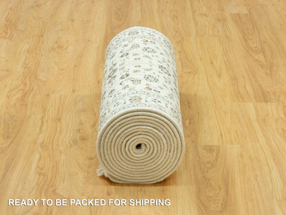 Ivory 2'10" x 19'10" Fine Oriental Hand knotted Wool Rug - Sku: O090614