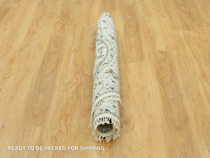 Ivory 5'0" x 5'0" Fine Oriental Hand knotted Wool Rug - Sku: O090617