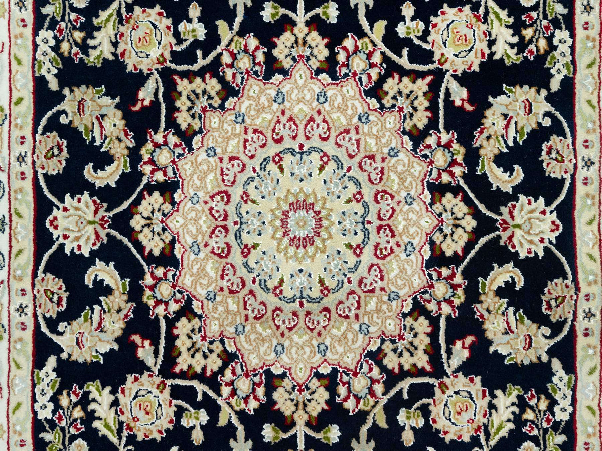 Nain Traditional hand-knotted wool rug in Blue, 4'3" x 6'3", SKU O090619