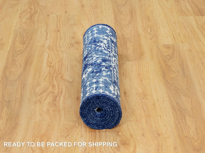 Blue 2'6" x 8'0" Transitional Hand knotted Wool/Silk Rug - Sku: O090666