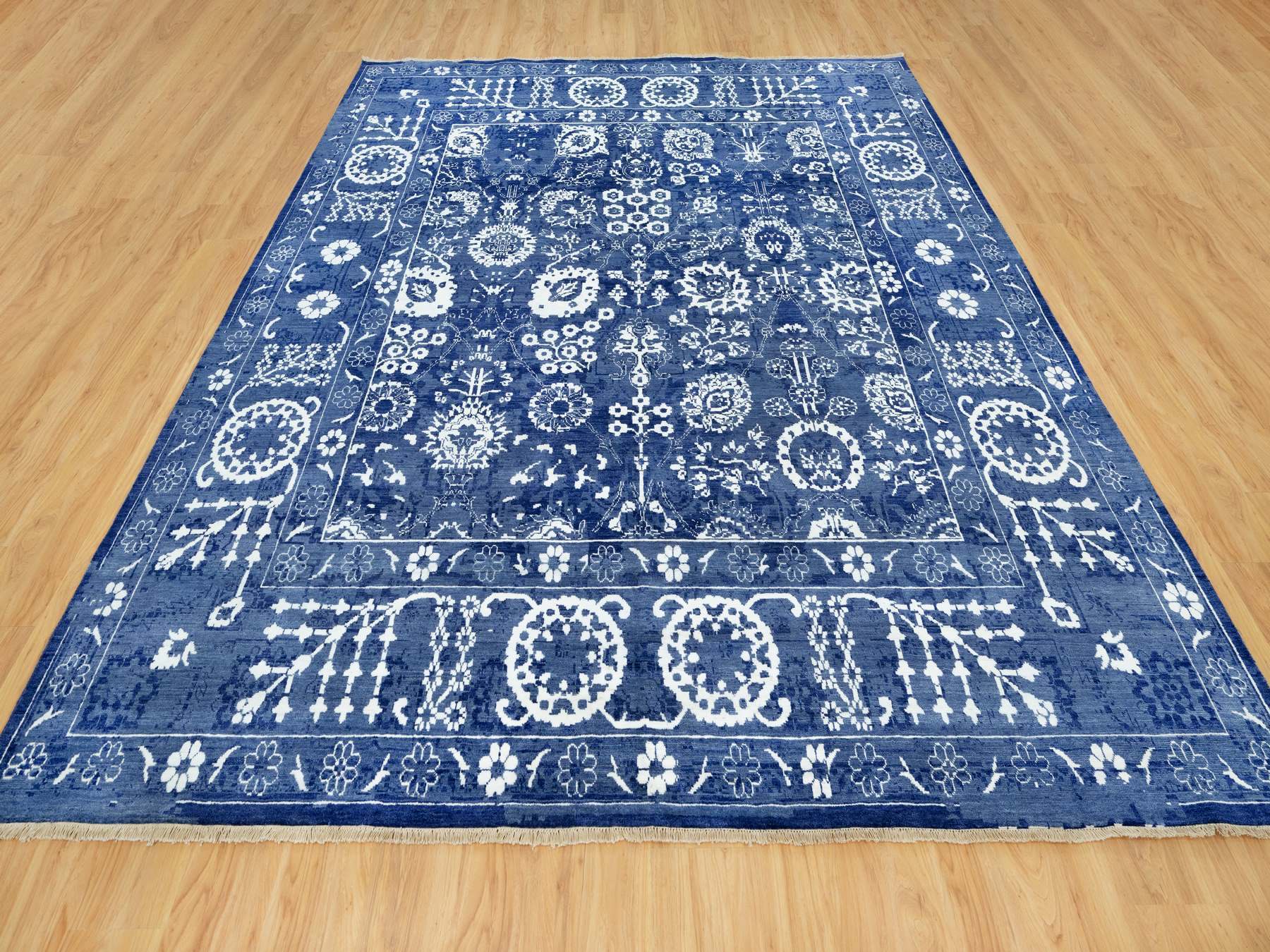Tabriz Transitional hand-knotted wool/silk rug in Blue, 10'0" x 10'0", SKU O090669