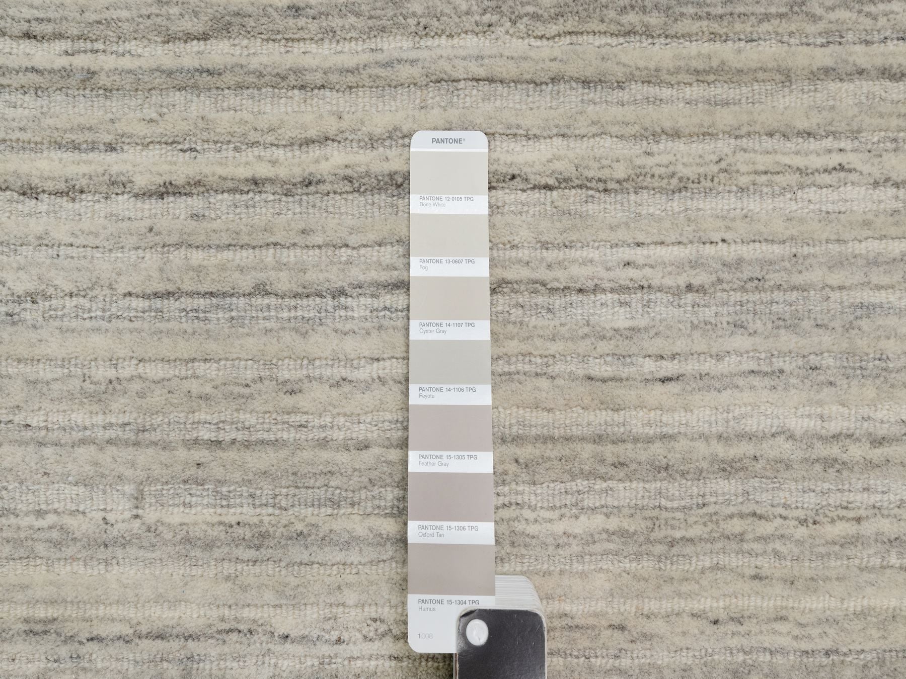 Modern / Contemporary hand-knotted wool runner in Beige, 2'5" x 8'0", SKU O090720