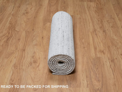 Grey 2'7" x 8'0" Modern / Contemporary Handloom Wool Rug - Sku: O090727