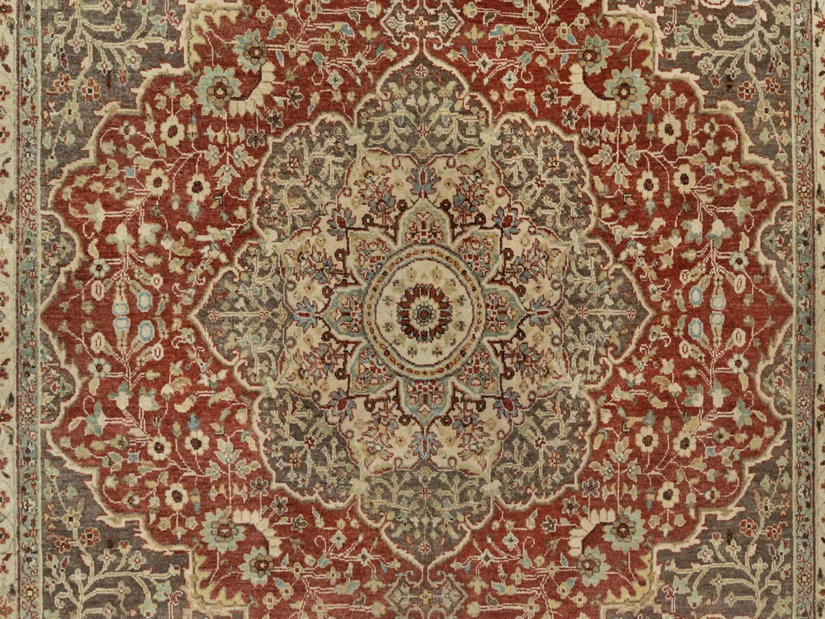 Tabriz hand-knotted wool rug in Red, 8' x 8'2", SKU O090736 (view 8)