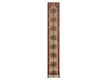 Ivory 2'7" x 25'5" Heriz Hand knotted Wool Rug - Sku: O090751