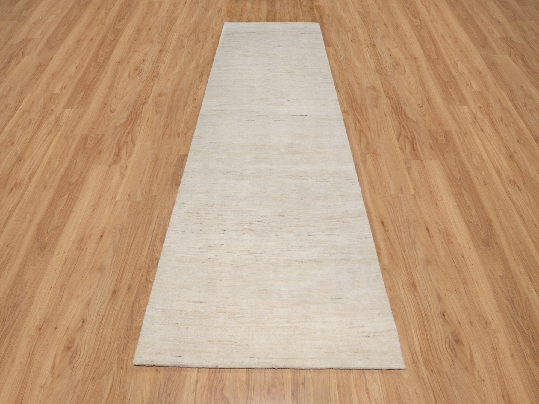 Ivory 4'0" x 12'1" Modern / Contemporary Hand knotted Wool Rug - Sku: O090777