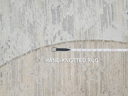 Grey 6'0" x 6'0" Modern / Contemporary Hand knotted Wool Rug - Sku: O090839