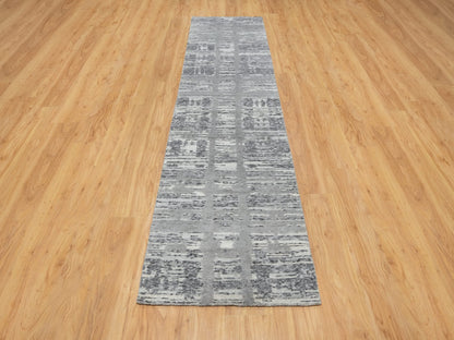Grey 2'6" x 10'0" Modern / Contemporary Hand knotted Wool Rug - Sku: O090843