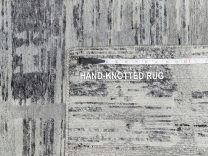 Grey 2'6" x 10'0" Modern / Contemporary Hand knotted Wool Rug - Sku: O090843