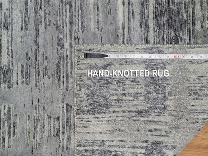 Grey 2'6" x 11'8" Modern / Contemporary Hand knotted Wool Rug - Sku: O090844