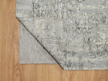 Grey 2'6" x 29'9" Modern / Contemporary Hand knotted Wool Rug - Sku: O090848