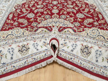 Red 7'10" x 10'3" Traditional Hand knotted Wool/Silk Rug - Sku: O090854