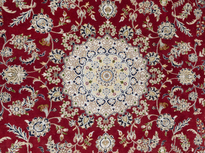 Red 7'10" x 10'3" Traditional Hand knotted Wool/Silk Rug - Sku: O090854