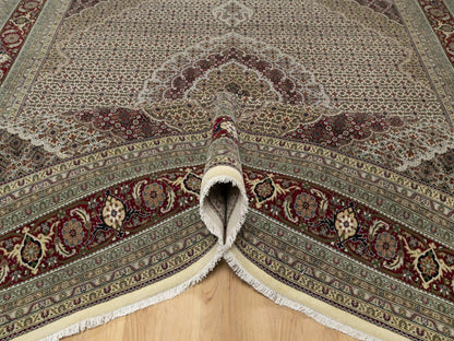 Ivory 8'0" x 10'0" Fine Oriental Hand knotted Wool/Silk Rug - Sku: O090862