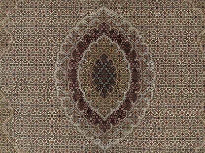 Ivory 8'0" x 10'0" Fine Oriental Hand knotted Wool/Silk Rug - Sku: O090862