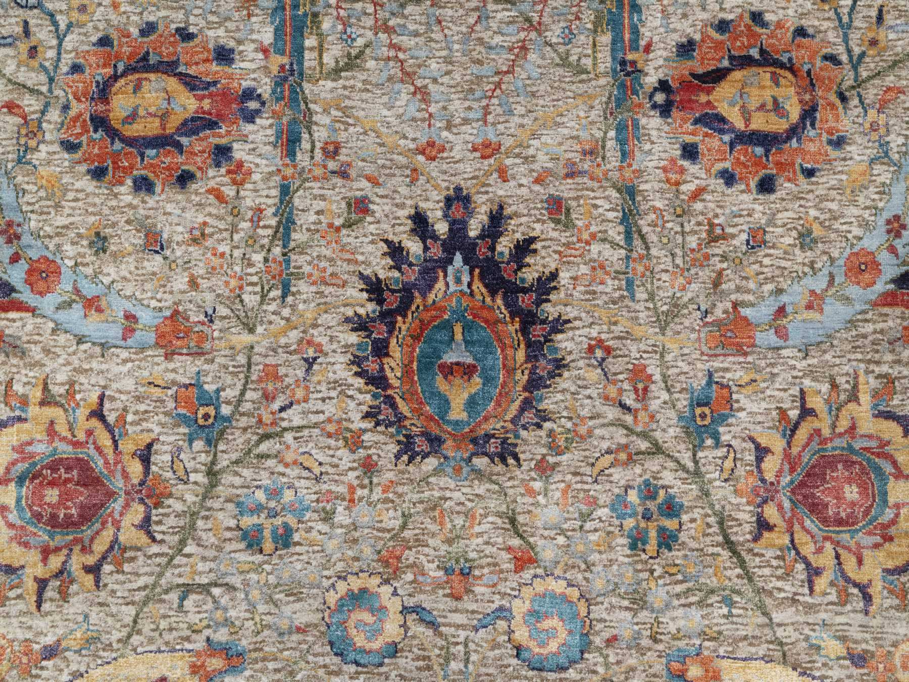 Transitional hand-knotted wool/silk rug in Beige, 6'3" x 9'1", SKU O090947