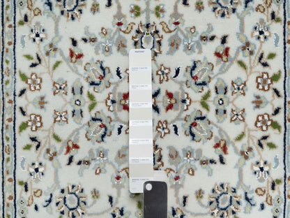Ivory 2'8" x 17'8" Fine Oriental Hand knotted Wool/Silk Rug - Sku: O090974
