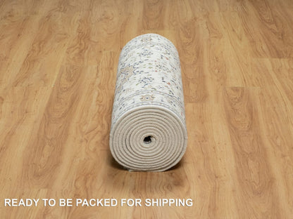 Ivory 2'8" x 17'8" Fine Oriental Hand knotted Wool/Silk Rug - Sku: O090974