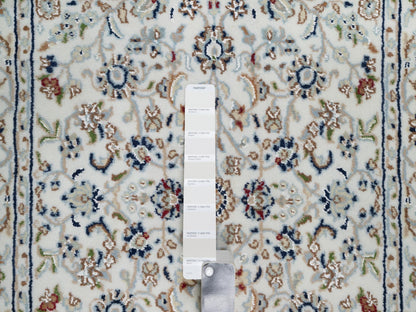 Ivory 2'8" x 12'2" Fine Oriental Hand knotted Wool/Silk Rug - Sku: O090991
