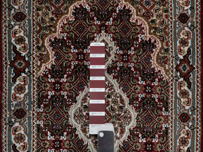 Red 2'0" x 3'0" Traditional Hand knotted Wool Rug - Sku: O090994