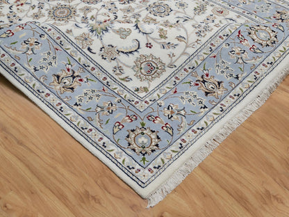 Ivory 5'7" x 9'0" Fine Oriental Hand knotted Wool/Silk Rug - Sku: O091017