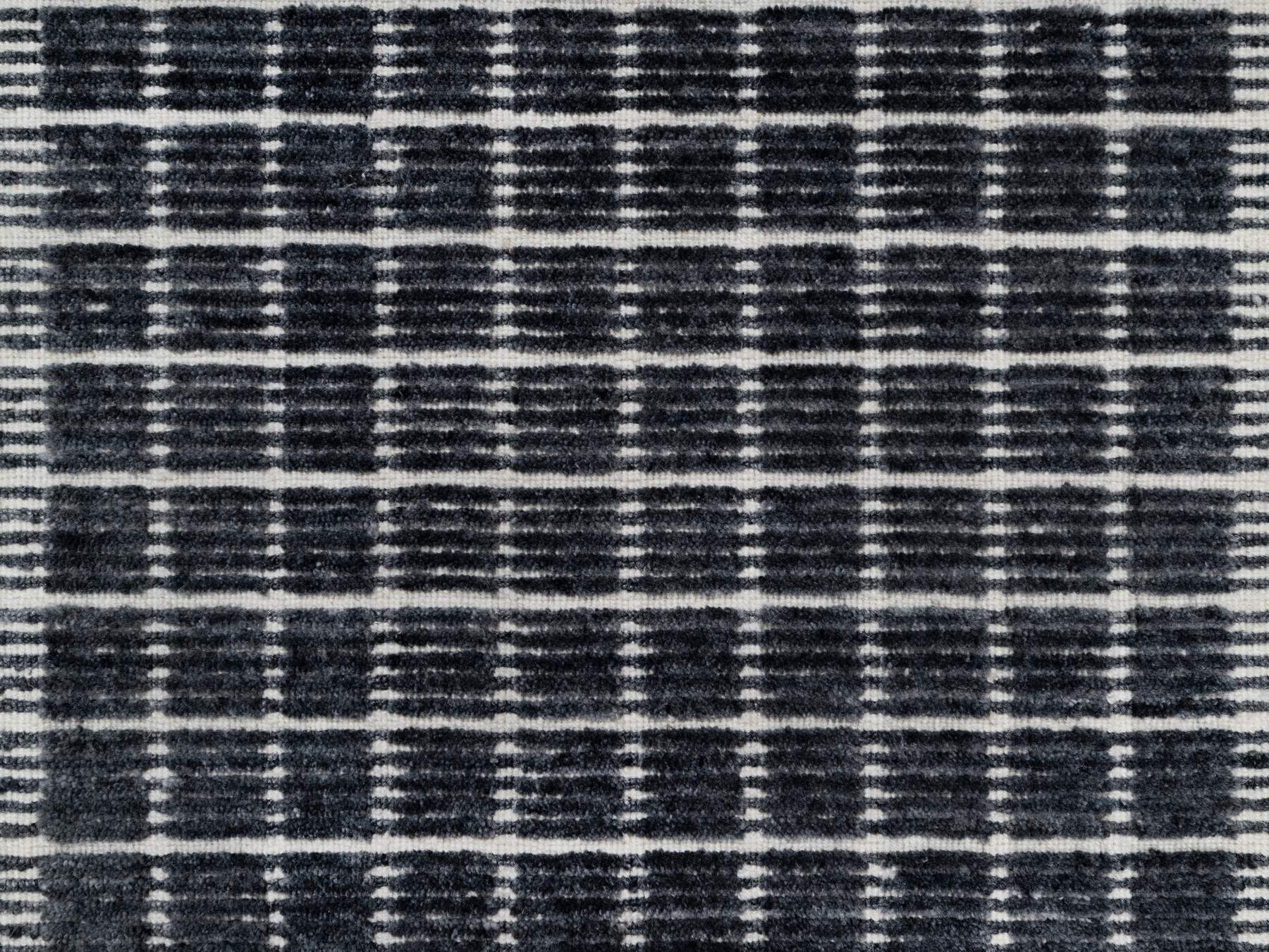 Modern / Contemporary hand-knotted wool rug in Black, 2'3" x 3'1", SKU O091065