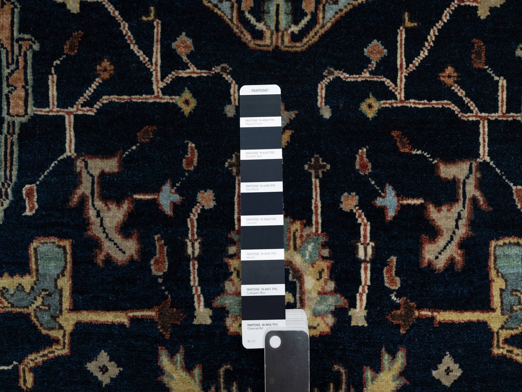 Heriz Traditional hand-knotted wool runner in Blue, 4'2" x 8'1", SKU O091110