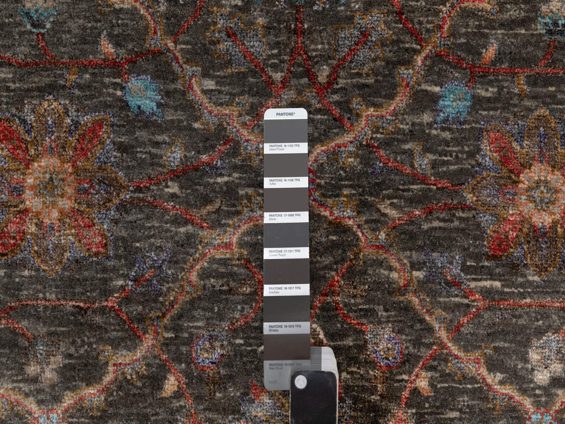 Transitional hand-knotted wool/silk rug in Brown, 5'0" x 7'0", SKU O091133