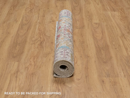 Ivory 4'0" x 6'1" Transitional Hand knotted Wool/Silk Rug - Sku: O091138