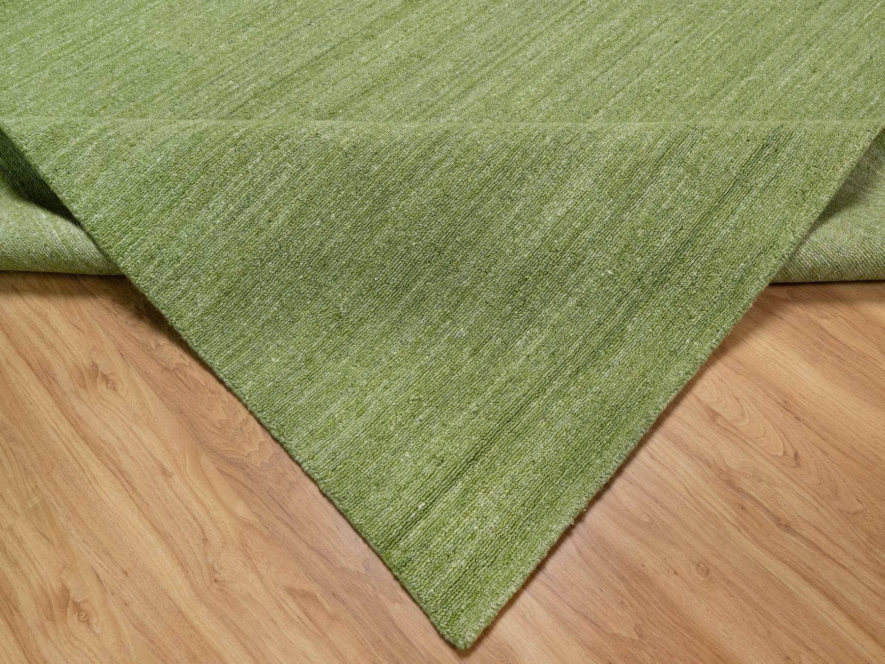 Modern / Contemporary hand-knotted wool rug in Green, 8'1" x 10'0", SKU O091194