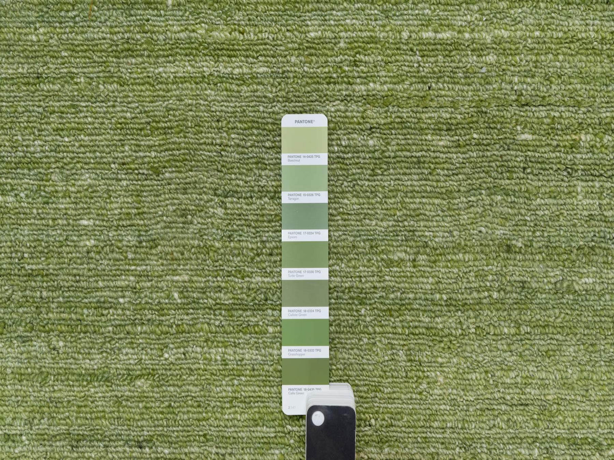 Modern / Contemporary hand-knotted wool rug in Green, 8'1" x 10'0", SKU O091194
