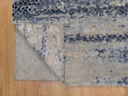 Grey 2'7" x 7'11" Modern / Contemporary Hand knotted Wool/Silk Rug - Sku: O091209