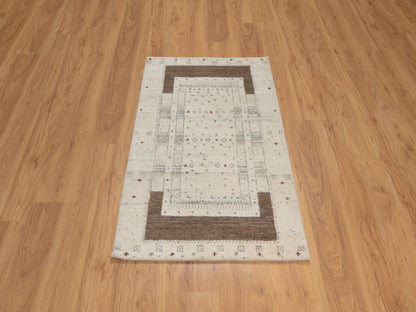Ivory 2'7" x 3'11" Modern and Contemporary Hand knotted Wool Rug - Sku: O091261