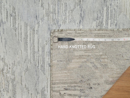 Grey 2'0" x 2'11" Modern / Contemporary Hand knotted Wool Rug - Sku: O091275