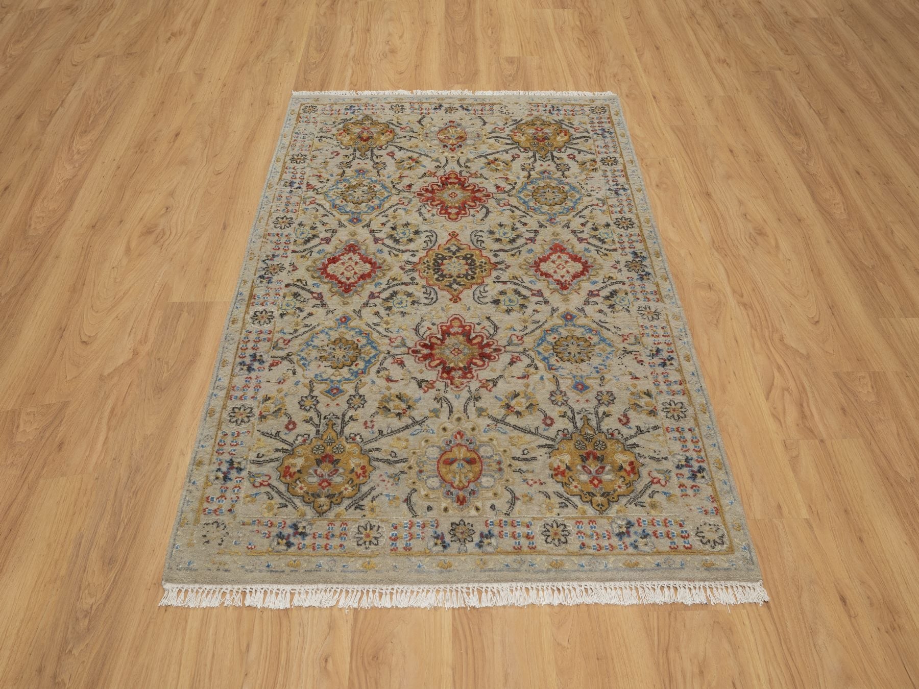 Transitional hand-knotted wool/silk rug in Beige, 4'1" x 5'11", SKU O091288