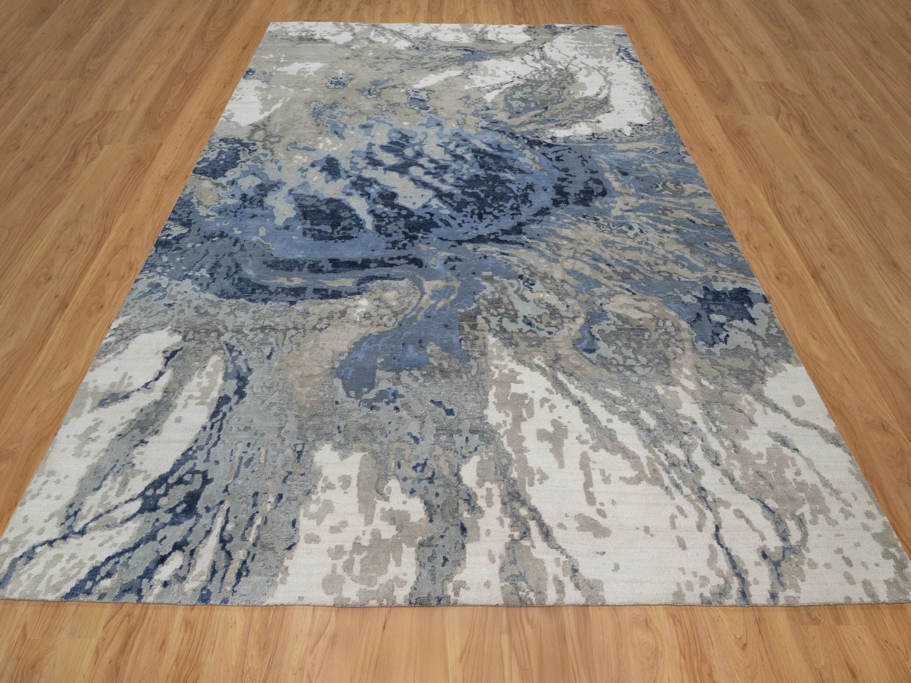 Modern / Contemporary hand-knotted wool/silk rug in Blue, 9'1" x 12'1", SKU O091289