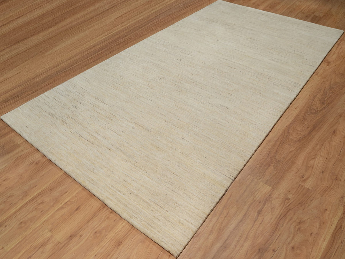 Gabbeh Modern / Contemporary hand-knotted wool runner in Ivory, 6' x 11'10" — SKU O091298 (view 3)