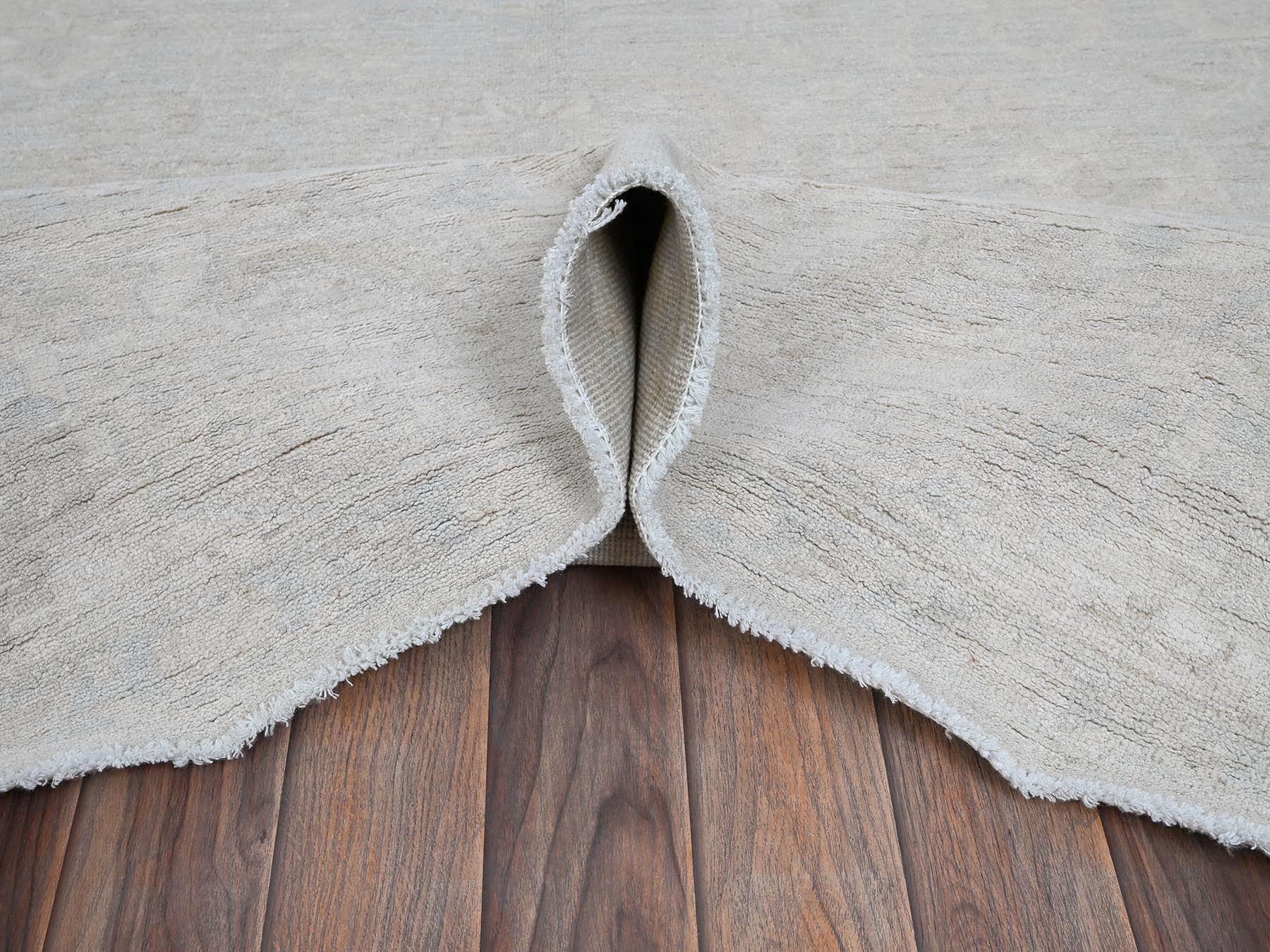 Peshawar Oushak hand-knotted wool rug in Gray & Ivory, 8' x 9'10" — SKU O0912 (view 5)