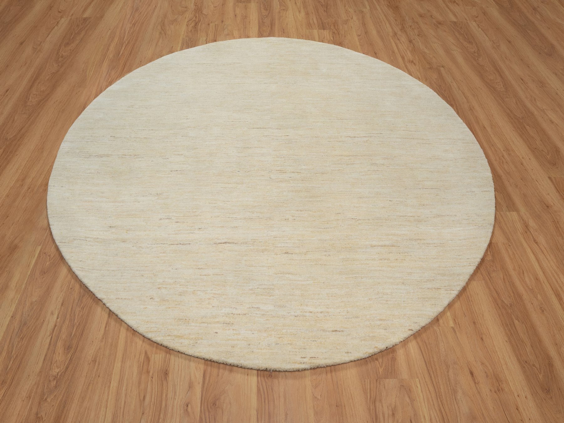 Gabbeh Modern / Contemporary hand-knotted wool rug in Ivory, 7'9" x 7'9" — SKU O091308 (view 2)