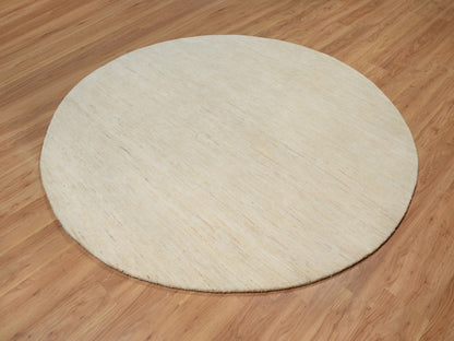 Gabbeh Modern / Contemporary hand-knotted wool rug in Ivory, 7'9" x 7'9" — SKU O091308 (view 3)