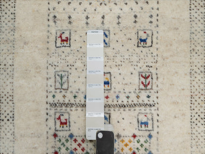 Gabbeh Modern / Contemporary hand-knotted wool rug in Ivory, 2' x 3'1" — SKU O091321 (view 4)