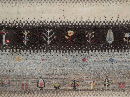 Gabbeh Modern / Contemporary hand-knotted wool rug in Ivory, 1'11" x 3'1" — SKU O091327 (view 5)