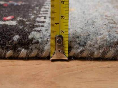 Gabbeh Modern / Contemporary hand-knotted wool rug in Ivory, 2' x 3'1" — SKU O091328 (view 7)