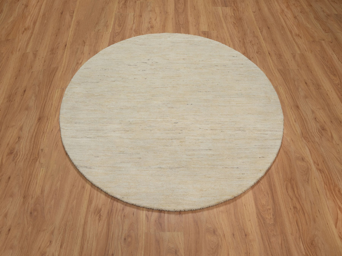 Gabbeh Modern / Contemporary hand-knotted wool rug in Ivory, 4'11" x 4'11" — SKU O091336 (view 2)