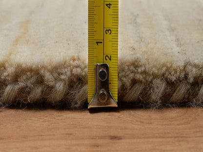 Gabbeh Modern / Contemporary hand-knotted wool rug in Ivory, 4'11" x 4'11" — SKU O091336 (view 7)