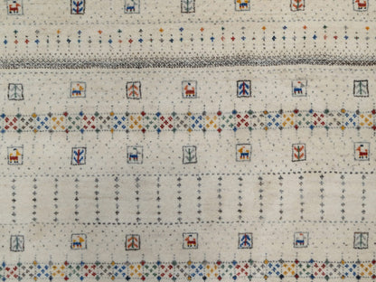 Gabbeh Modern / Contemporary hand-knotted wool rug in Ivory, 8'1" x 10' — SKU O091342 (view 8)