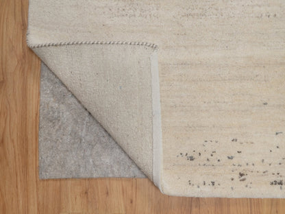 Gabbeh Modern / Contemporary hand-knotted wool rug in Ivory, 8'2" x 10' — SKU O091344 (view 4)