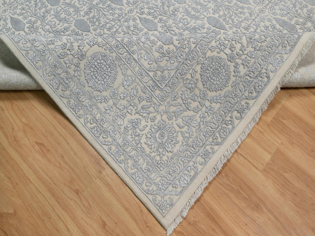 Fine Oriental hand-knotted wool/silk rug in Ivory, 8'11" x 12'1" — SKU O091353 (view 6)