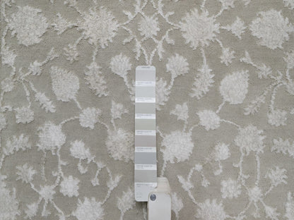 Fine Oriental hand-knotted wool/silk rug in Gray, 3'1" x 5' — SKU O091354 (view 4)