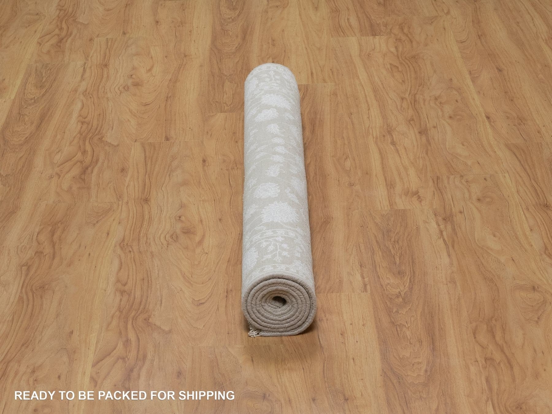 Fine Oriental hand-knotted wool/silk rug in Gray, 4'1" x 6'1" — SKU O091355 (view 6)